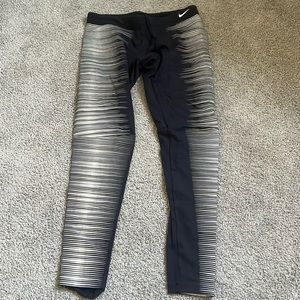 Nike flash reflective legging size M